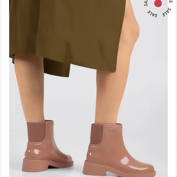 MELISSA Chelsea Boot ZIZE 9 - Picture 6 of 8